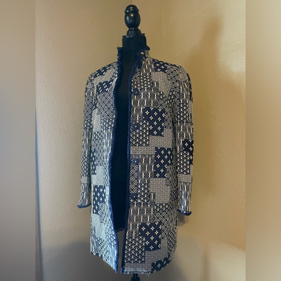 J. McLaughlin Walden Coat Navy Patchwork Jacquard Fringe SZ S in Mint condition - Picture 3 of 7